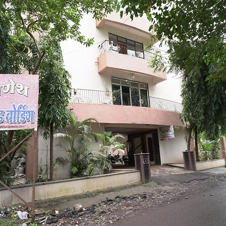 Hotel Sai Ganesh Lodging & Boarding By Wb Inn Titwala Exterior foto
