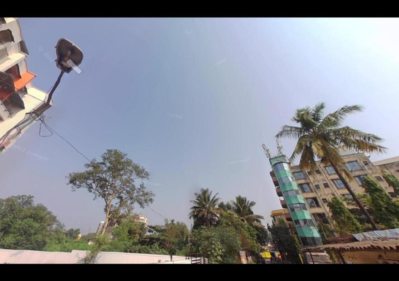 Hotel Sai Ganesh Lodging & Boarding By Wb Inn Titwala Exterior foto