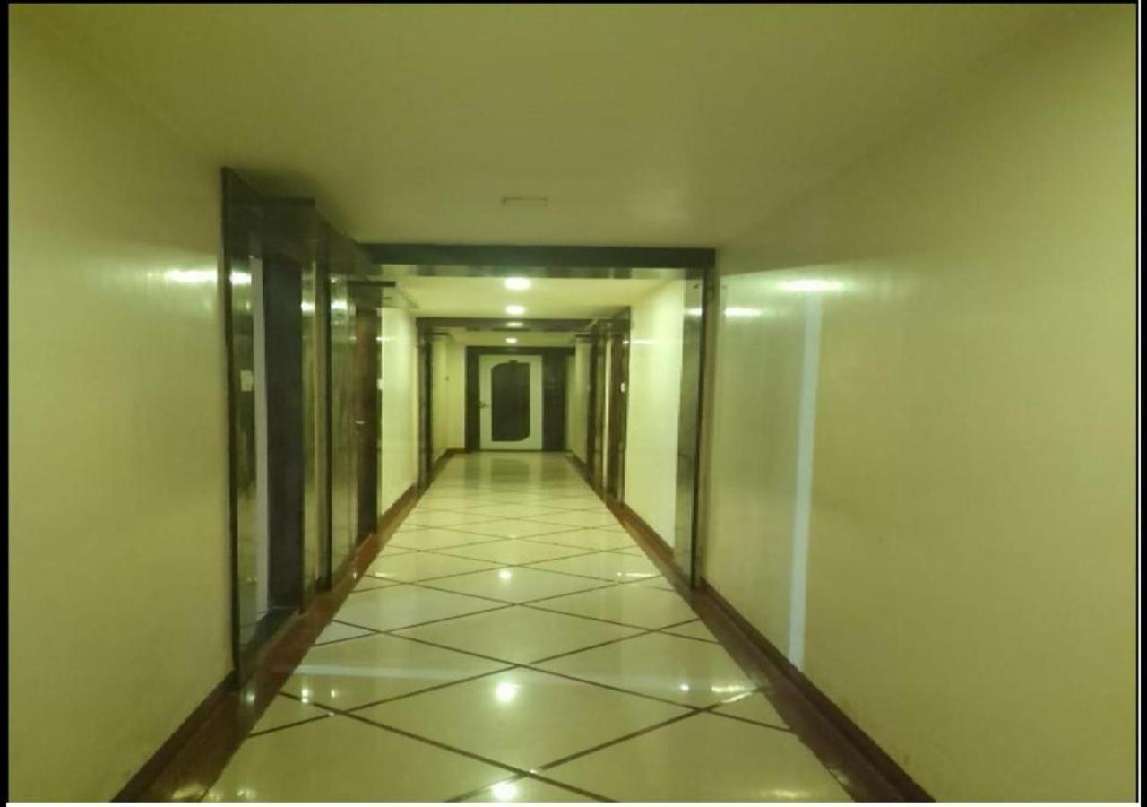 Hotel Sai Ganesh Lodging & Boarding By Wb Inn Titwala Exterior foto